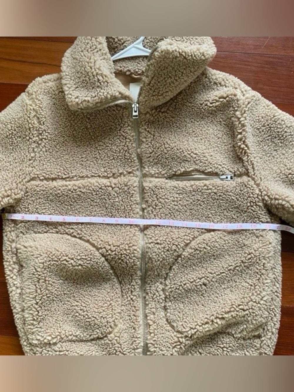Aritzia teddy coat as soon on Kendall Jenner- Tan- oversized fit - Picture 2 of 6